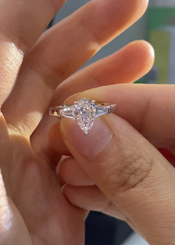 Aiminia Jewelry