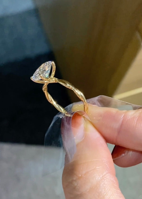 Aiminia Jewelry